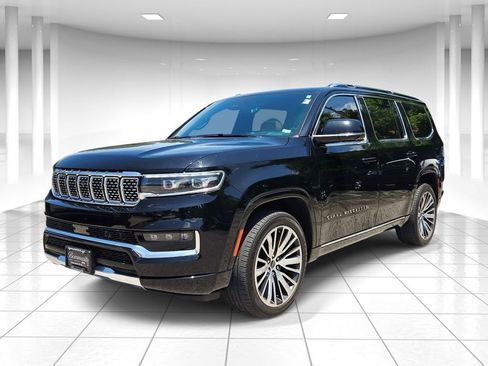 Used 2022 Jeep Grand Wagoneer Series III AWD/4WD image 7