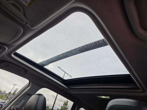 Used 2019 Subaru Forester Limited AWD/4WD image 17