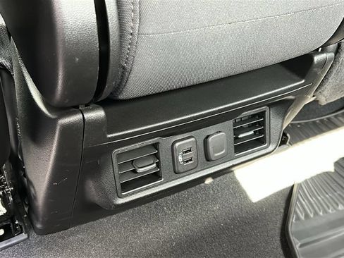 Used 2021 GMC Sierra 1500 Elevation AWD/4WD image 27