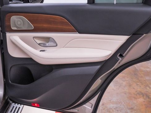 Used 2022 Mercedes-Benz GLE 350 image 30