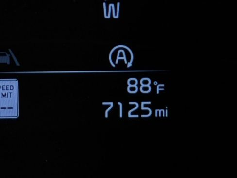 Used 2025 Kia Telluride EX X-Line AWD/4WD image 17