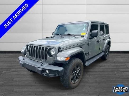 Used 2021 Jeep Wrangler Unlimited Sahara AWD/4WD image 6