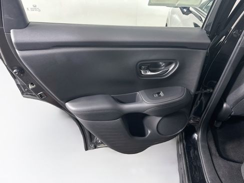 Used 2025 Honda HR-V LX image 24