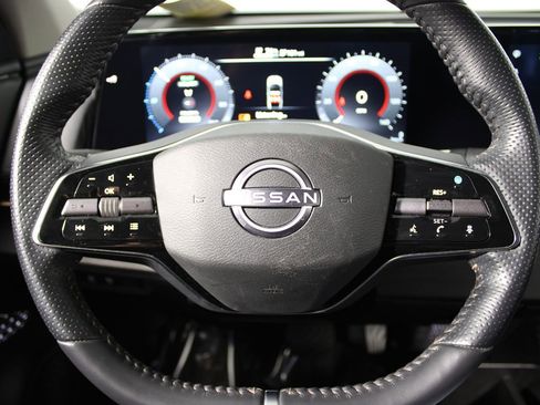 Used 2024 Nissan Ariya FWD image 6