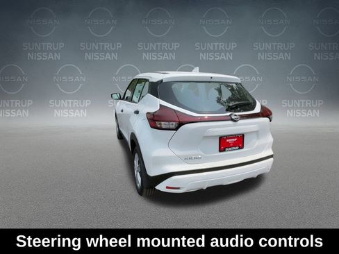 Used 2025 Nissan Kicks Play S FWD image 9