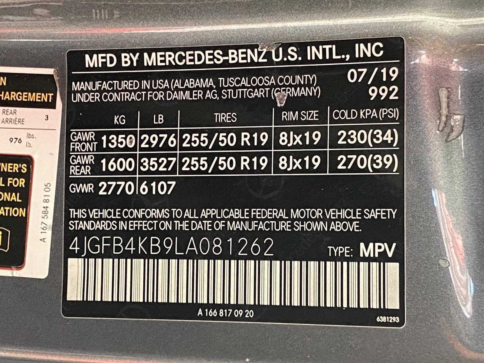 Used 2020 Mercedes-Benz GLE 350 4MATIC w/ Premium Package image 32