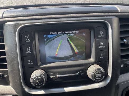 Used 2017 RAM 1500 Express AWD/4WD image 15