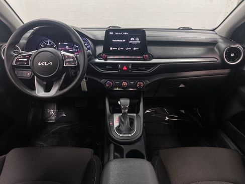 Used 2024 Kia Forte LXS FWD image 14
