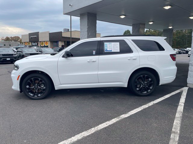 Used 2023 Dodge Durango SXT w/ SXT Blacktop Group AWD/4WD image 8