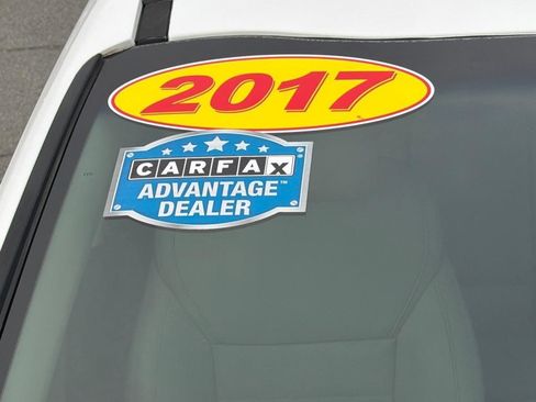 Used 2017 Kia Sorento LX w/ LX Convenience Package image 41