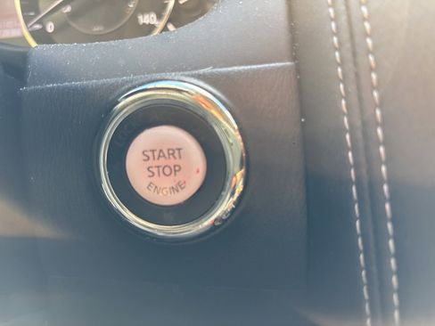 Used 2020 Nissan Armada SL w/ Premium Package image 15