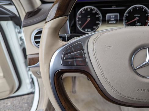 Used 2014 Mercedes-Benz S 550 Sedan image 18