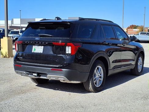 New 2026 Ford Explorer Active w/ Active Comfort Package image 11