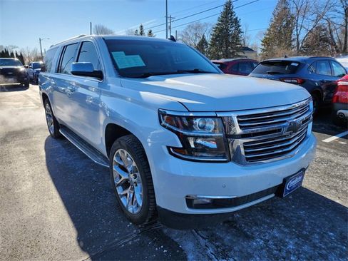 Used 2020 Chevrolet Suburban Premier image 1