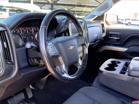 Used 2018 Chevrolet Silverado 1500 LT image 16