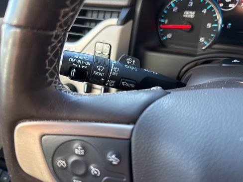 Used 2019 GMC Yukon XL Denali w/ Denali Ultimate Package image 21