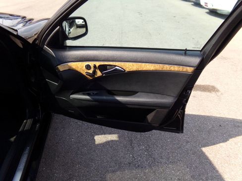 Used 2008 Mercedes-Benz E 350 4MATIC Sedan w/ Premium Pkg 1 image 28