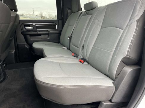 Used 2024 RAM 3500 Big Horn image 22