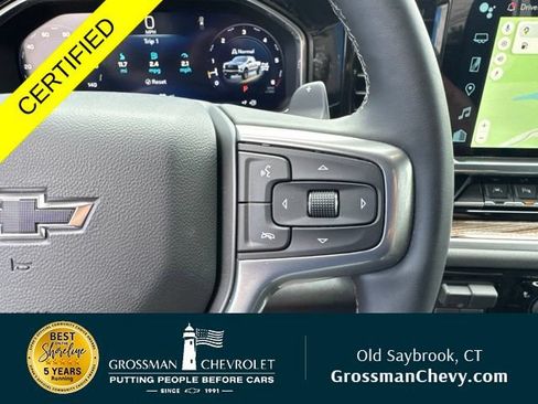 Used 2026 Chevrolet Silverado 1500 LT Trail Boss w/ LT Trail Boss Premium Package AWD/4WD image 17