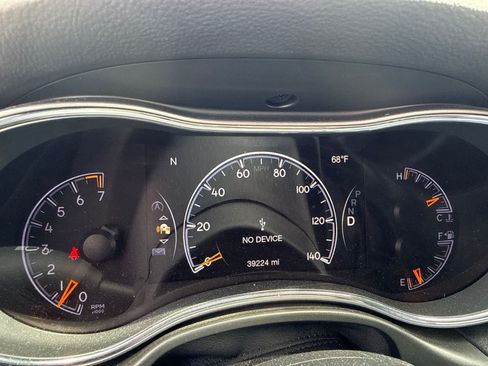 Used 2020 Jeep Grand Cherokee Limited RWD image 33
