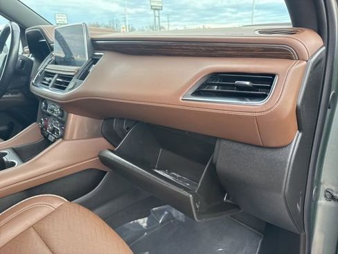 Used 2024 Chevrolet Suburban High Country w/ Advanced Technology Package image 61