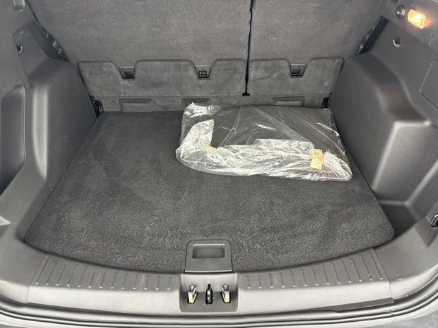 Used 2018 Ford Escape SE w/ Ford Safe & Smart Package FWD image 25