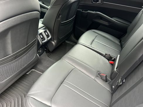 New 2026 Kia Sorento S image 8