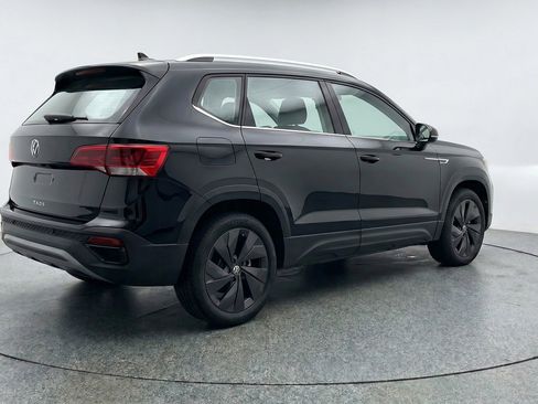 Used 2025 Volkswagen Taos S FWD image 9