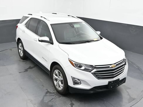 Used 2021 Chevrolet Equinox Premier AWD/4WD image 16