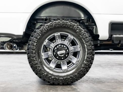 Used 2024 Ford F350 Lariat w/ Lariat Ultimate Package image 28