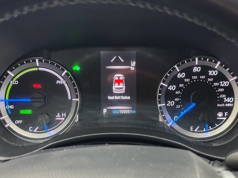 Used 2021 Toyota Highlander LE image 26