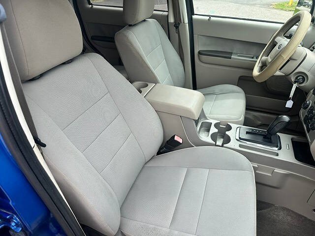 Used 2012 Ford Escape XLT FWD image 15