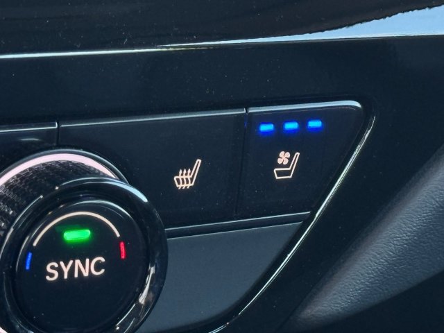 Used 2025 Honda Accord Touring image 18