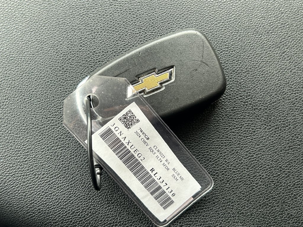 Used 2024 Chevrolet Equinox LT AWD/4WD image 36
