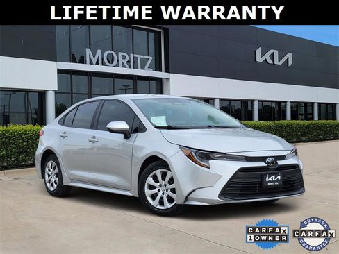 Used 2024 Toyota Corolla LE image 1
