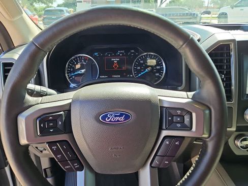 Used 2021 Ford Expedition XLT AWD/4WD image 19