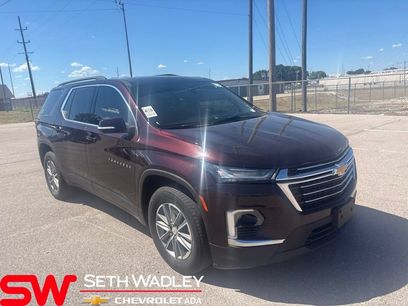 Used 2023 Chevrolet Traverse LT