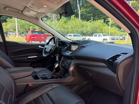 Used 2018 Ford Escape SEL FWD image 20