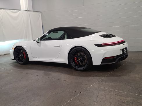 New 2026 Porsche 911 Carrera GTS image 3