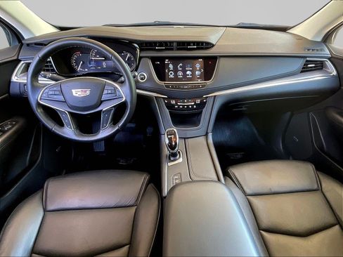 Used 2019 Cadillac XT5 Luxury AWD/4WD image 7