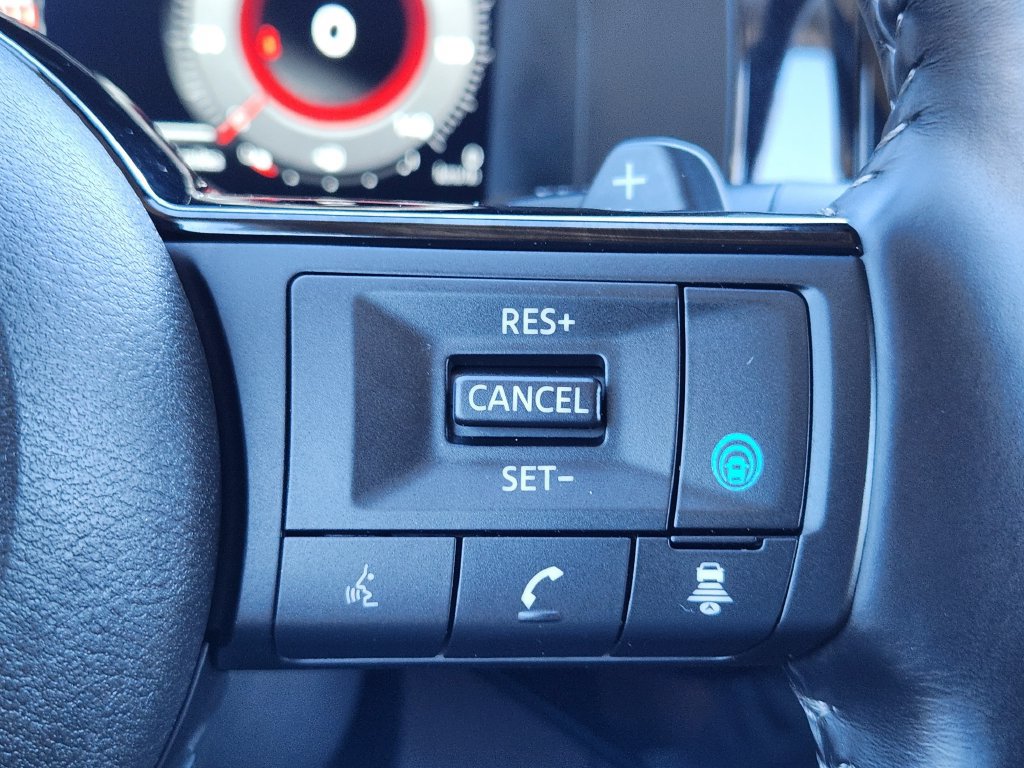 Certified 2024 Nissan Pathfinder Platinum w/ Cargo Package AWD/4WD image 24
