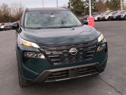 New 2026 Nissan Rogue SV AWD/4WD image 3