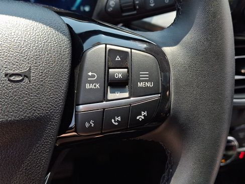 Certified 2022 Ford Escape Titanium AWD/4WD image 28