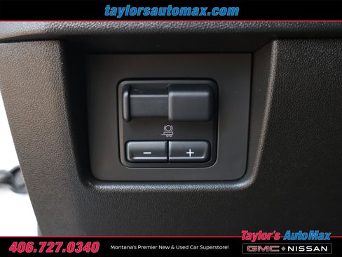Used 2023 GMC Canyon AT4 image 23