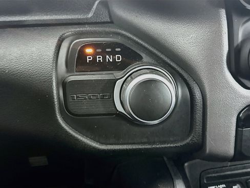 Used 2019 RAM 1500 Big Horn RWD image 23