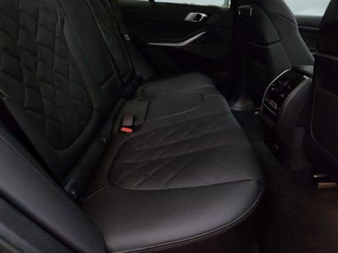 Used 2026 BMW X5 xDrive40i w/ M Sport Package AWD/4WD image 25