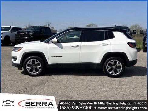 Used 2020 Jeep Compass Limited AWD/4WD image 2