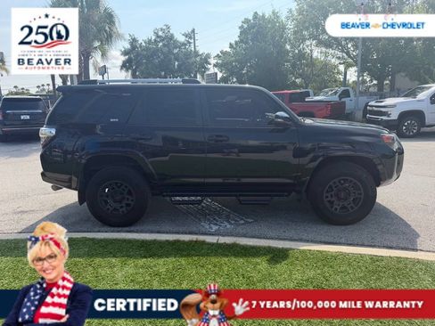 Used 2021 Toyota 4Runner SR5 Premium w/ Moonroof Package AWD/4WD image 3