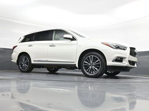 Used 2017 INFINITI QX60 Luxe w/ Deluxe Technology Package AWD/4WD image 33