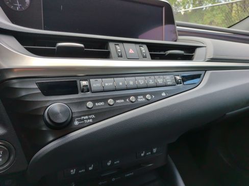 Used 2020 Lexus ES 350 w/ Premium Package FWD image 18